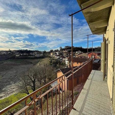 Locanda Del Bricco Pt Cisterna dʼAsti Exterior foto
